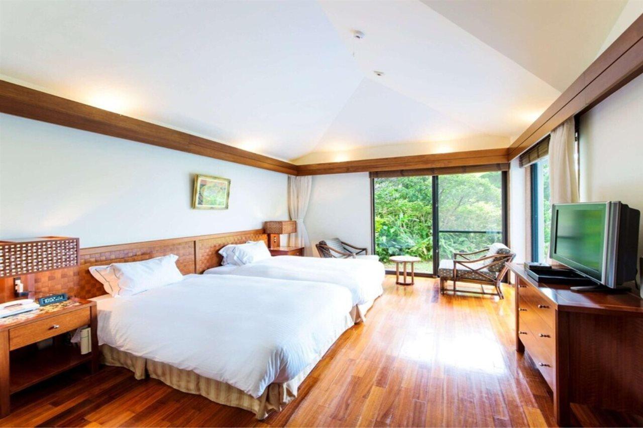 Kanehide Kise Country Club Nago Exteriör bild